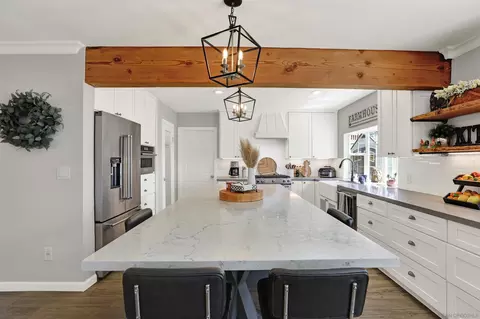 Kitchen - 12913 Evalyn Ct, Poway, CA 92064 photo 4 of 7