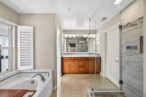 Bath - 4345 Shoreline Way #3, Oceanside, CA 92056 photo 2 of 6