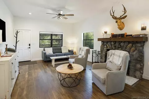Living - 2020 Third St, Julian, CA 92036 photo 2 of 3