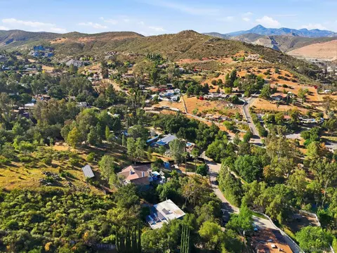 View/Area - 11819 Johnson Lake Rd, Lakeside, CA 92040 photo 3 of 4