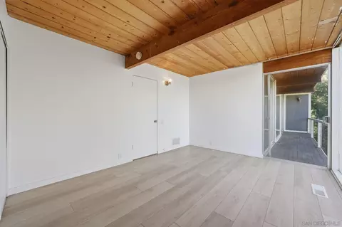 Bedroom - 11819 Johnson Lake Rd, Lakeside, CA 92040 photo 2 of 5