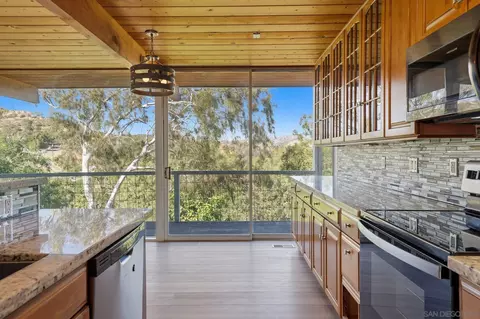 Kitchen - 11819 Johnson Lake Rd, Lakeside, CA 92040 photo 1 of 3