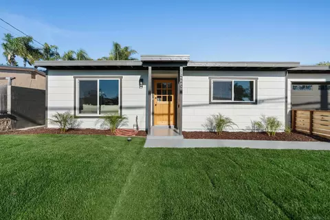 Exterior - 1426 Santa Rosa St, Oceanside, CA 92058 photo 9 of 28