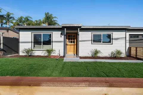 Exterior - 1426 Santa Rosa St, Oceanside, CA 92058 photo 6 of 28