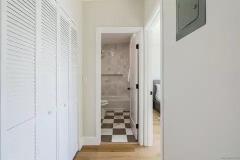 Entry Way - 1426 Santa Rosa St, Oceanside, CA 92058 photo 5 of 5