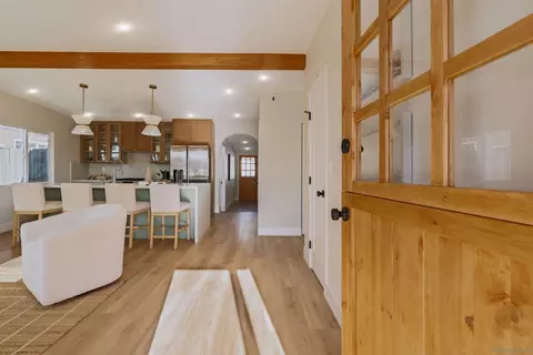 Entry Way - 1426 Santa Rosa St, Oceanside, CA 92058 photo 1 of 5