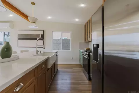 Kitchen - 1426 Santa Rosa St, Oceanside, CA 92058 photo 6 of 9