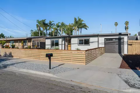 Exterior - 1426 Santa Rosa St, Oceanside, CA 92058 photo 3 of 28