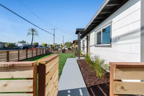 Exterior - 1426 Santa Rosa St, Oceanside, CA 92058 photo 8 of 28
