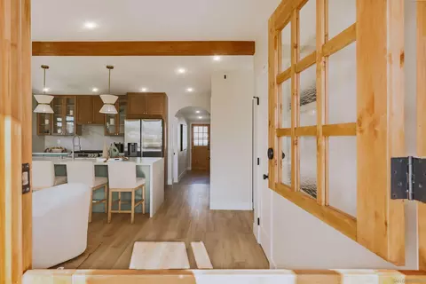 Entry Way - 1426 Santa Rosa St, Oceanside, CA 92058 photo 2 of 5