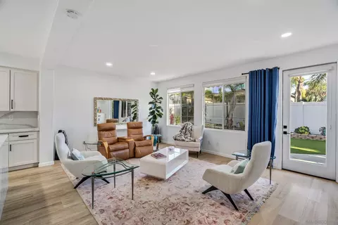 Living - 550 Echo Ln, San Marcos, CA 92078 photo 1 of 2