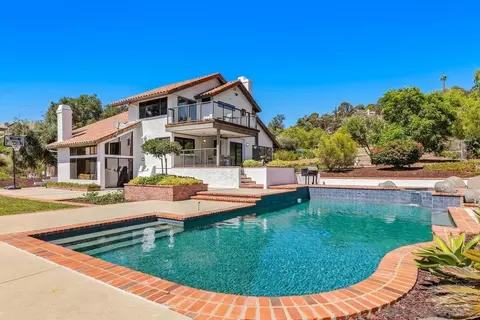 Exterior - 3453 Via Loma Vis, Escondido, CA 92029 photo 5 of 11