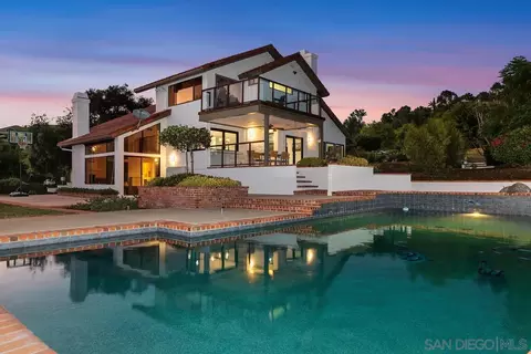 3453 Via Loma Vis, Escondido, CA 92029