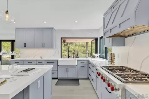 Kitchen - 3453 Via Loma Vis, Escondido, CA 92029 photo 6 of 12