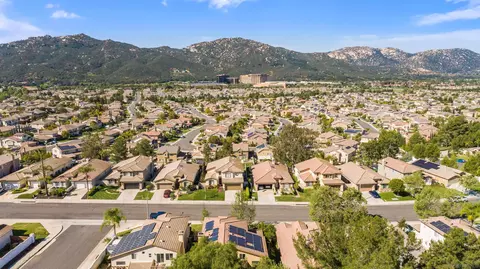 View/Area - 45948 Via La Colorada, Temecula, CA 92592 photo 8 of 8
