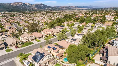 View/Area - 45948 Via La Colorada, Temecula, CA 92592 photo 5 of 8