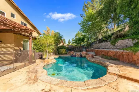 Exterior - 45948 Via La Colorada, Temecula, CA 92592 photo 6 of 9