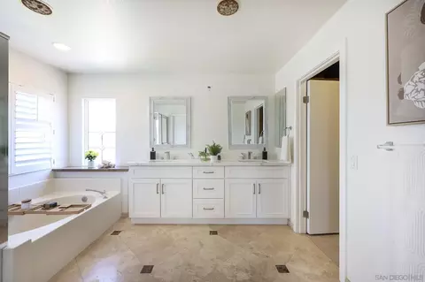 Bath - 1517 Carmel Ave, Chula Vista, CA 91913 photo 1 of 4