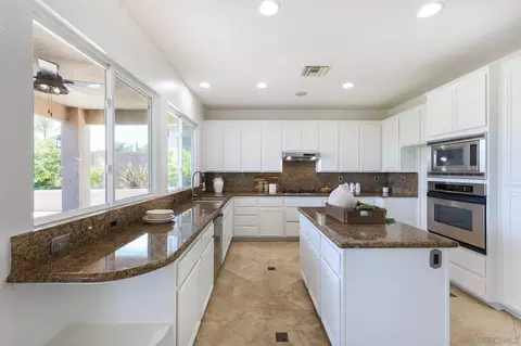 Kitchen - 1517 Carmel Ave, Chula Vista, CA 91913 photo 2 of 4