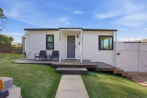 2585 J St, San Diego, CA 92102
