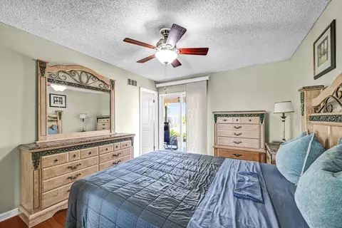 Bedroom - 13856 Gorrion Ct, El Cajon, CA 92021 photo 3 of 4