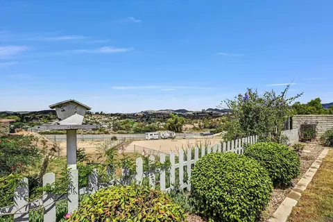 Exterior - 13856 Gorrion Ct, El Cajon, CA 92021 photo 9 of 9