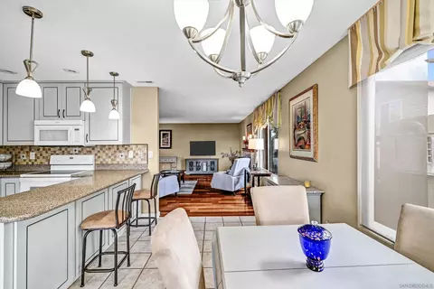 Dining - 13856 Gorrion Ct, El Cajon, CA 92021 photo 2 of 3