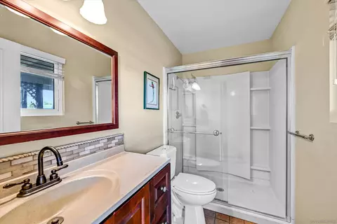 Bath - 13856 Gorrion Ct, El Cajon, CA 92021 photo 1 of 2