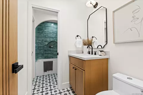 Bath - 1170 Rancho Encinitas Dr, Encinitas, CA 92024 photo 11 of 12