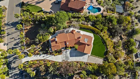 View/Area - 1170 Rancho Encinitas Dr, Encinitas, CA 92024 photo 1 of 5