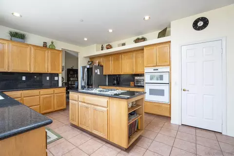 Kitchen - 2914 Stonefield Dr, Jamul, CA 91935 photo 2 of 3