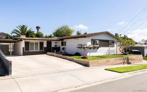 4549 Lyric Ln, San Diego, CA 92117