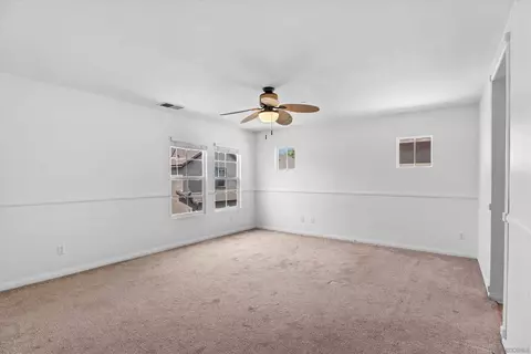 Bedroom - 4437 Leonard Ct, Riverside, CA 92501 photo 5 of 6