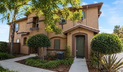 425 S Meadowbrook Dr #124, San Diego, CA 92114