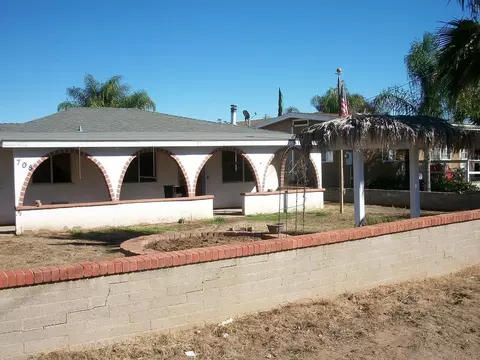 708 12th St, Ramona, CA 92065