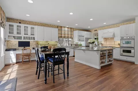 Kitchen - 2449 Pine Valley Gln, Escondido, CA 92026 photo 1 of 6