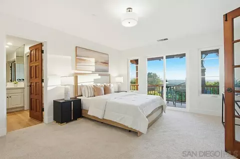 Bedroom - 3993 Peony Dr, Fallbrook, CA 92028 photo 2 of 3