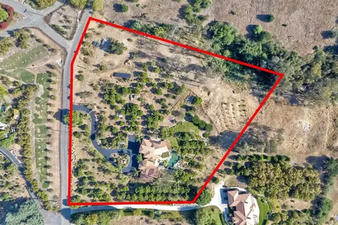 Other - 3993 Peony Dr, Fallbrook, CA 92028 photo 10 of 15