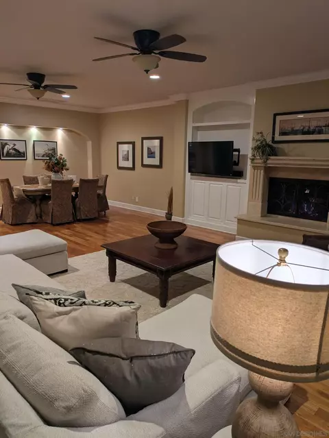Living - 12858 Stone Cyn, Poway, CA 92064 photo 9 of 10
