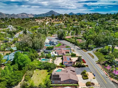 View/Area - 12858 Stone Cyn, Poway, CA 92064 photo 3 of 5