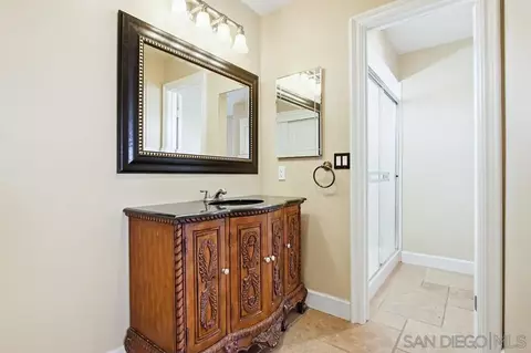 Bath - 12858 Stone Cyn, Poway, CA 92064 photo 4 of 5