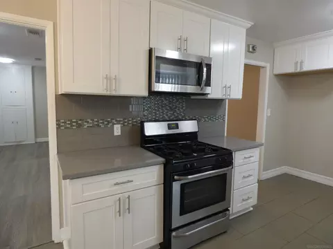 Kitchen - 4015 Calavo Dr, La Mesa, CA 91941 photo 4 of 4