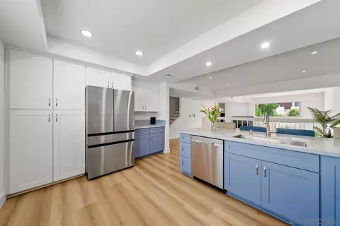 7410 Caminito Carlotta, San Diego, CA 92120
