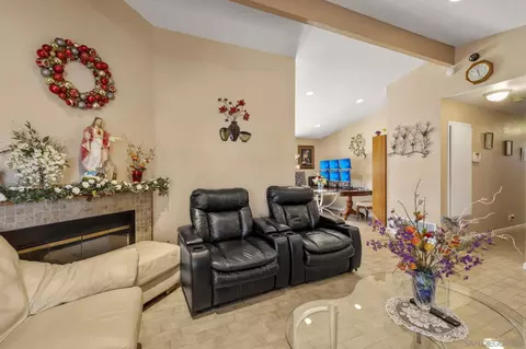 Living - 2143 Flint, Escondido, CA 92027 photo 1 of 2
