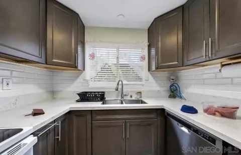 Kitchen - 620 E Lexington #5, El Cajon, CA 92020 photo 3 of 3
