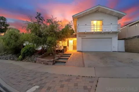 Exterior - 1570 Villa Crest Dr, El Cajon, CA 92021 photo 2 of 13