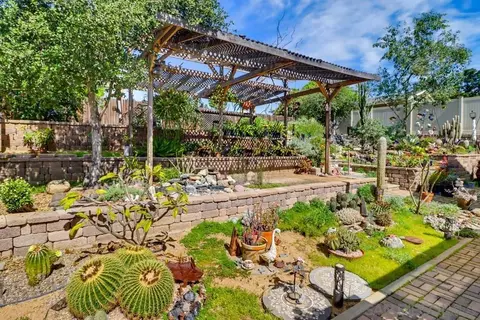 Exterior - 1570 Villa Crest Dr, El Cajon, CA 92021 photo 12 of 13