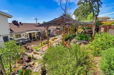 Exterior - 1570 Villa Crest Dr, El Cajon, CA 92021 photo 10 of 13