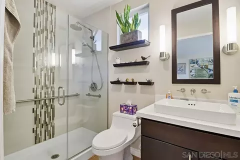 Bath - 1570 Villa Crest Dr, El Cajon, CA 92021 photo 2 of 2