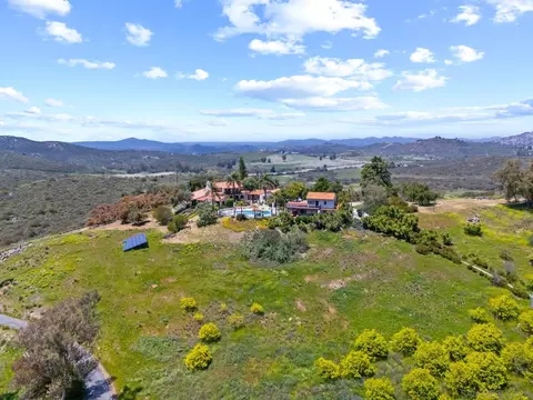 View/Area - 17156 Dos Hermanos, Poway, CA 92064 photo 6 of 6